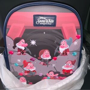Disney Snow White and the Seven Dwarfs Mining Light-Up Mini Backpack